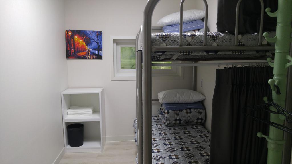 סיאול Embassy Guesthouse Itaewon חדר תמונה