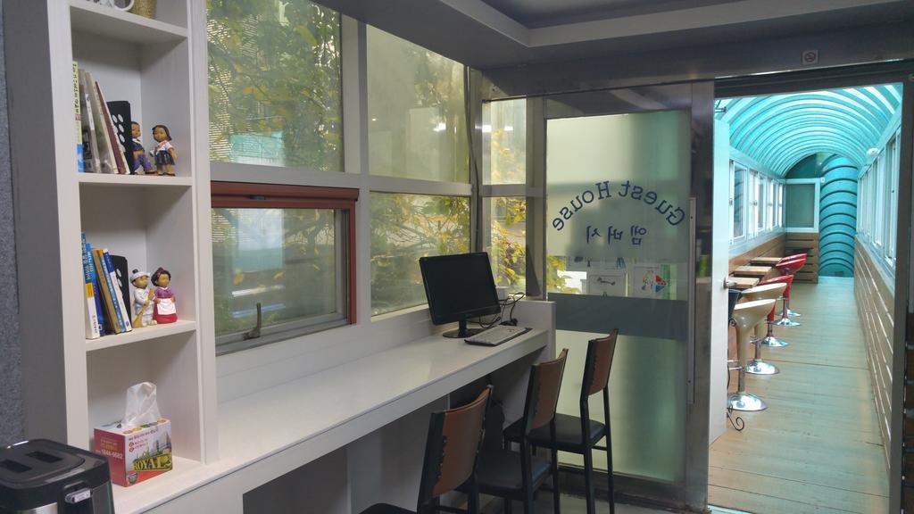 סיאול Embassy Guesthouse Itaewon מראה חיצוני תמונה