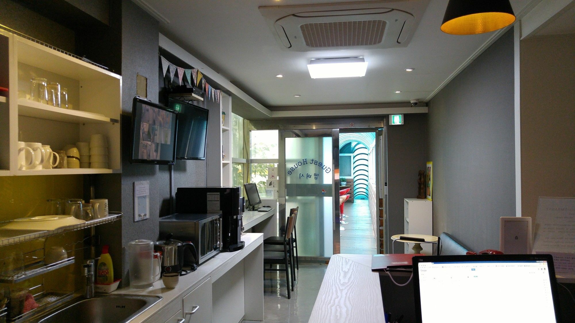 סיאול Embassy Guesthouse Itaewon מראה חיצוני תמונה